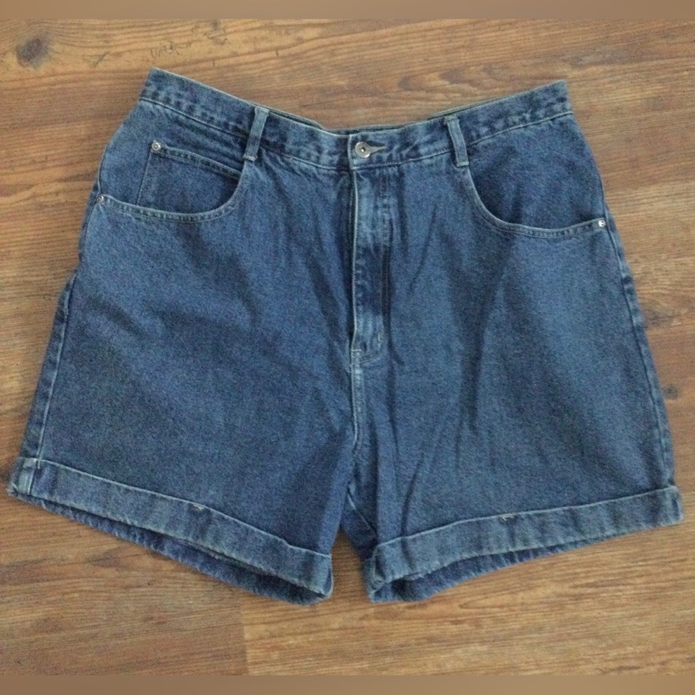 L.A. Blue’s Shorts (size 22)